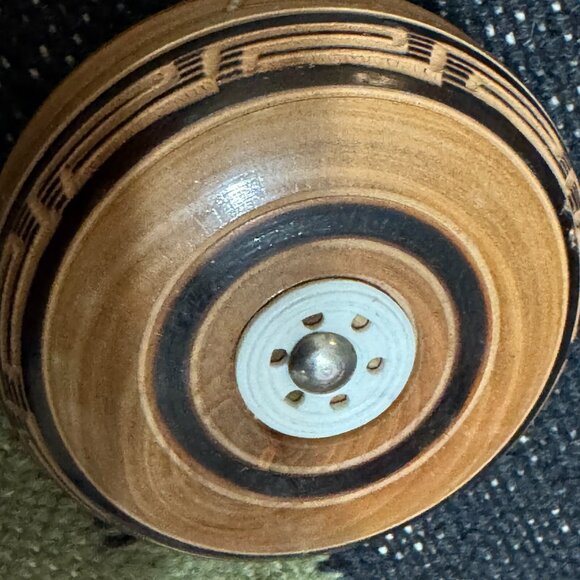 Yo-Yo, Wooden/Carved - Picture 10 of 10